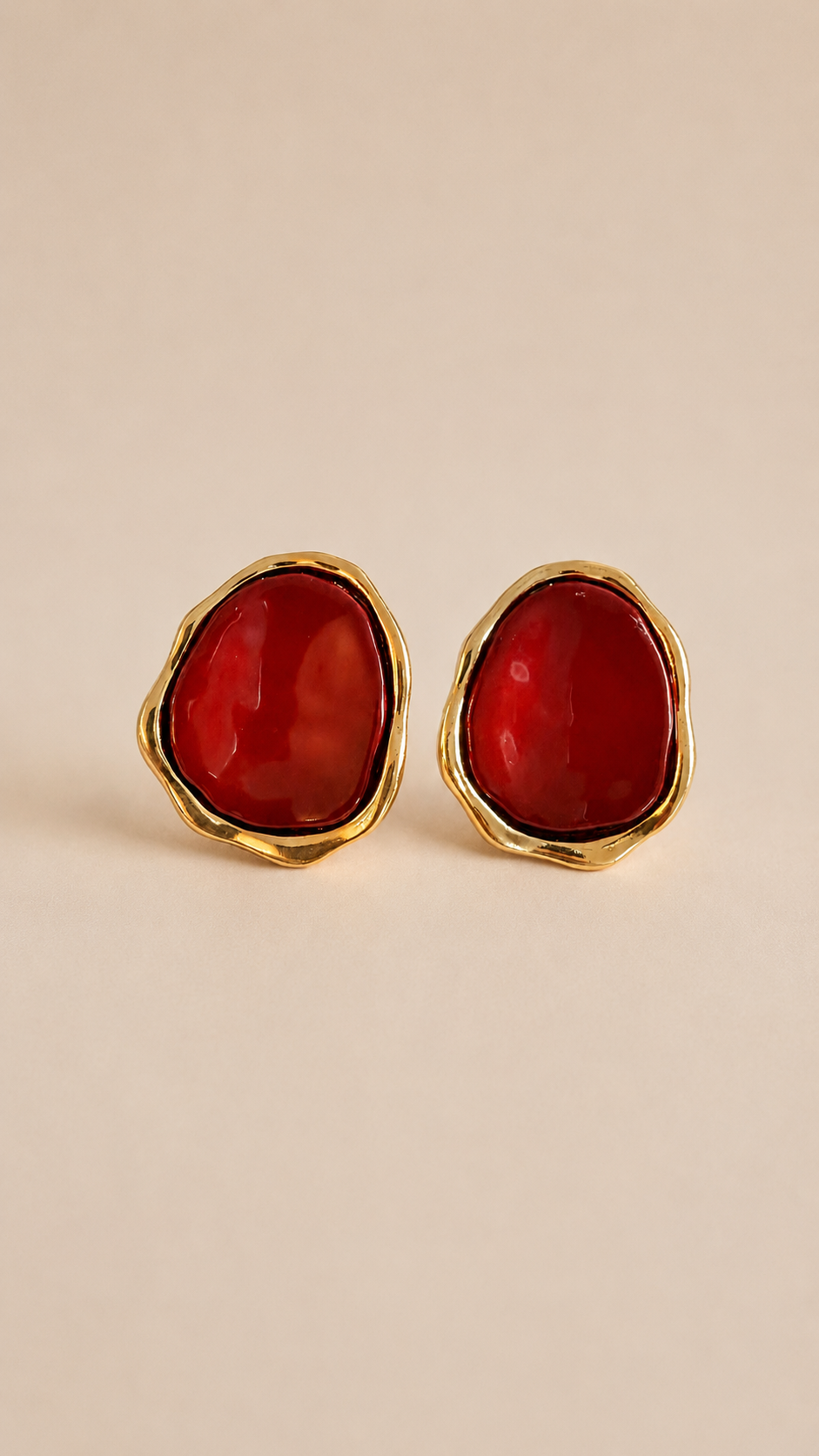Bossa - Burgundy Stud Gold Earrings