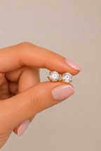 Bossa - Round Zirconia Stud Earrings