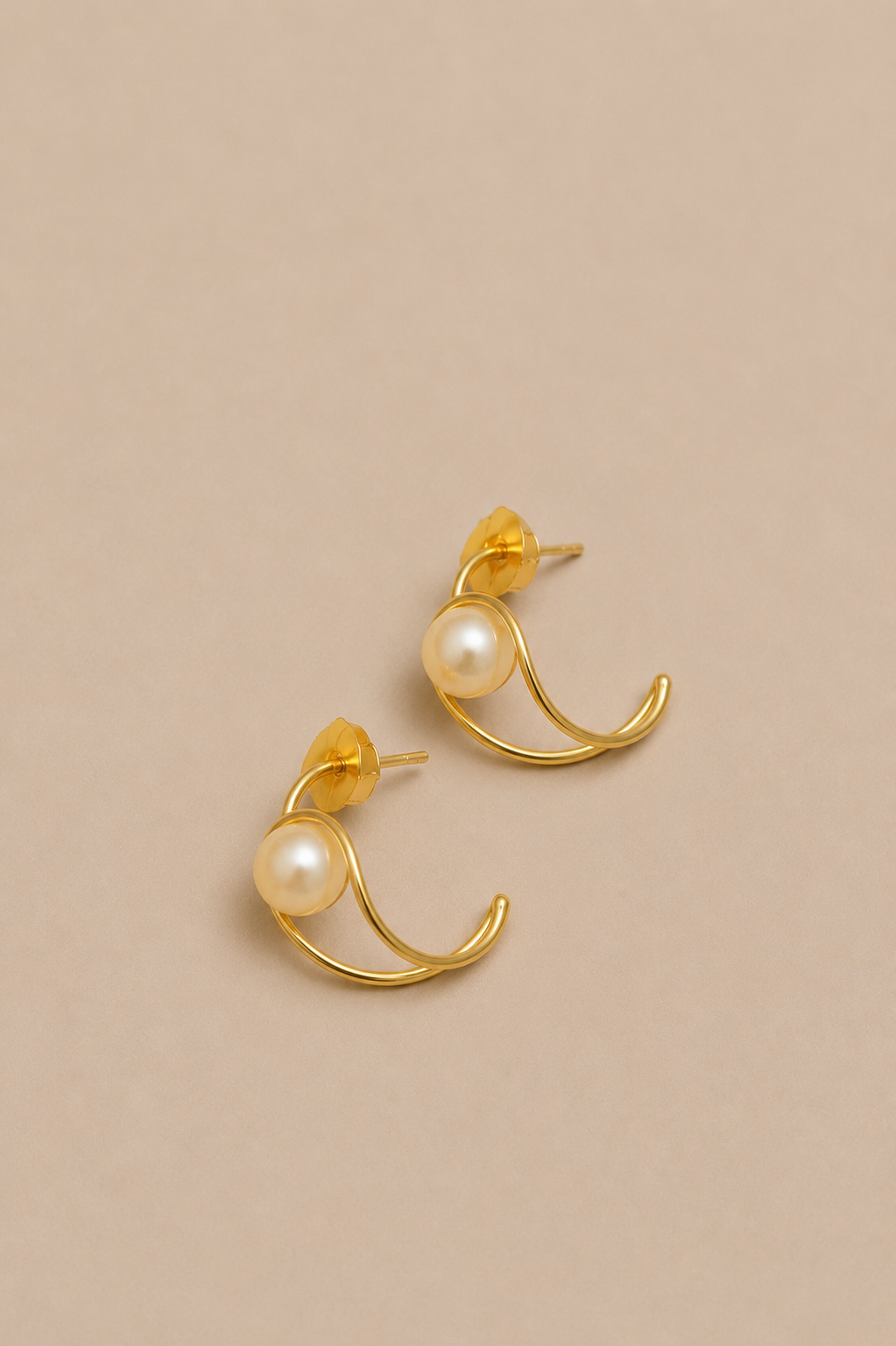Bossa - Pearl Gold Earrings