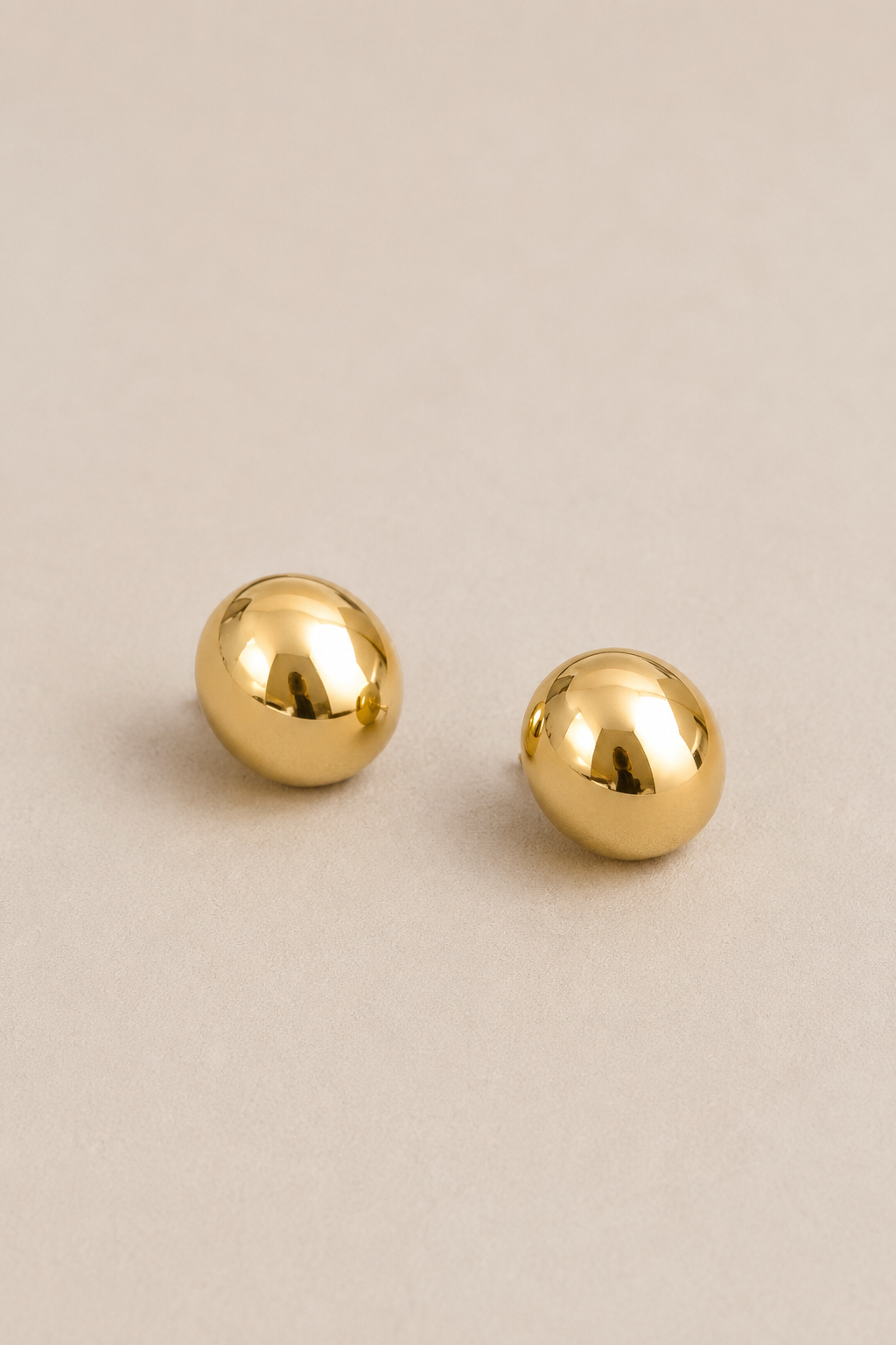 Bossa - Mini Gold Earrings