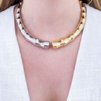 Wavy Two-Tone Collar
