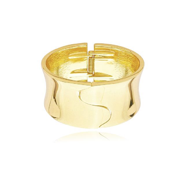 Structured Clasp Bangle