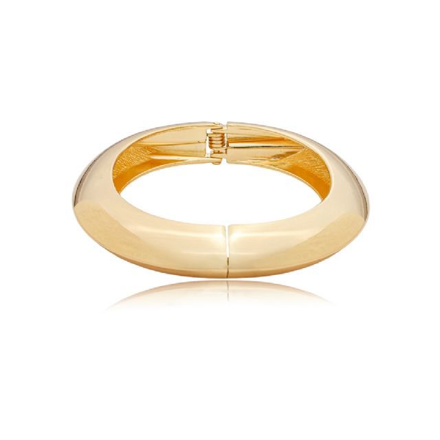 Oval Sculpted Bangle
